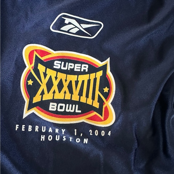 NFL Apparel TY LAW No. 24 NEW ENGLAND PATRIOTS Super Bowl XXXVIII (XL) Jersey - Picture 5 of 8